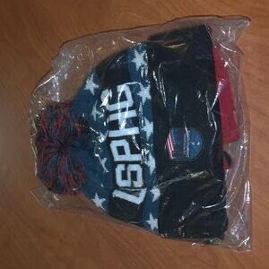US Pond Hockey Championship Winter Cuffed Knit Beanie w/Pom Pom + Extras NWT